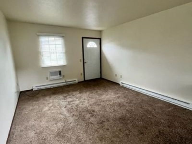 1160 S Lincoln Avenue, Unit C, Salem, OH 44460 Photo 2