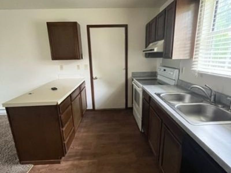 1160 S Lincoln Avenue, Unit C, Salem, OH 44460 Photo 6