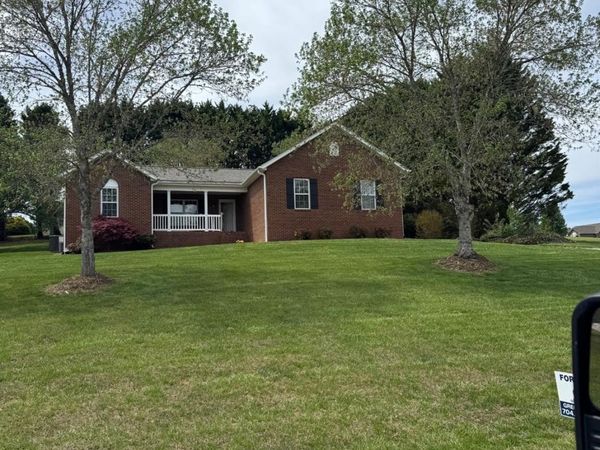 186 Chesterfield Drive , Taylorsville, NC 28681