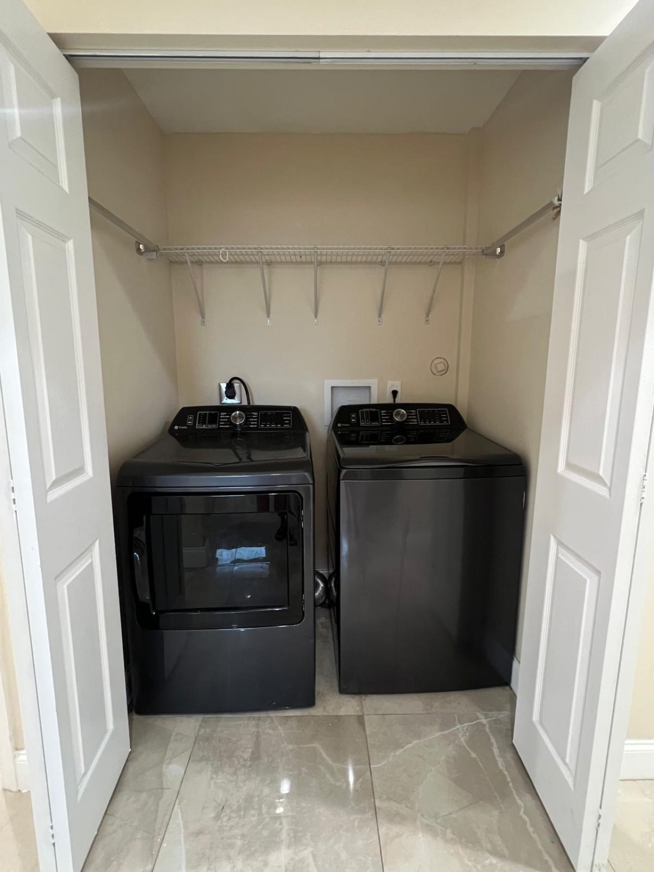 962 29th Street, West Palm Beach, FL 33407 Photo