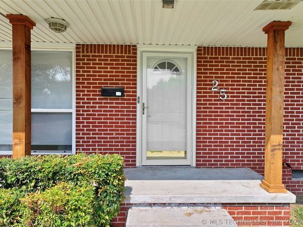 25 Hillcrest, Ardmore, OK 73401