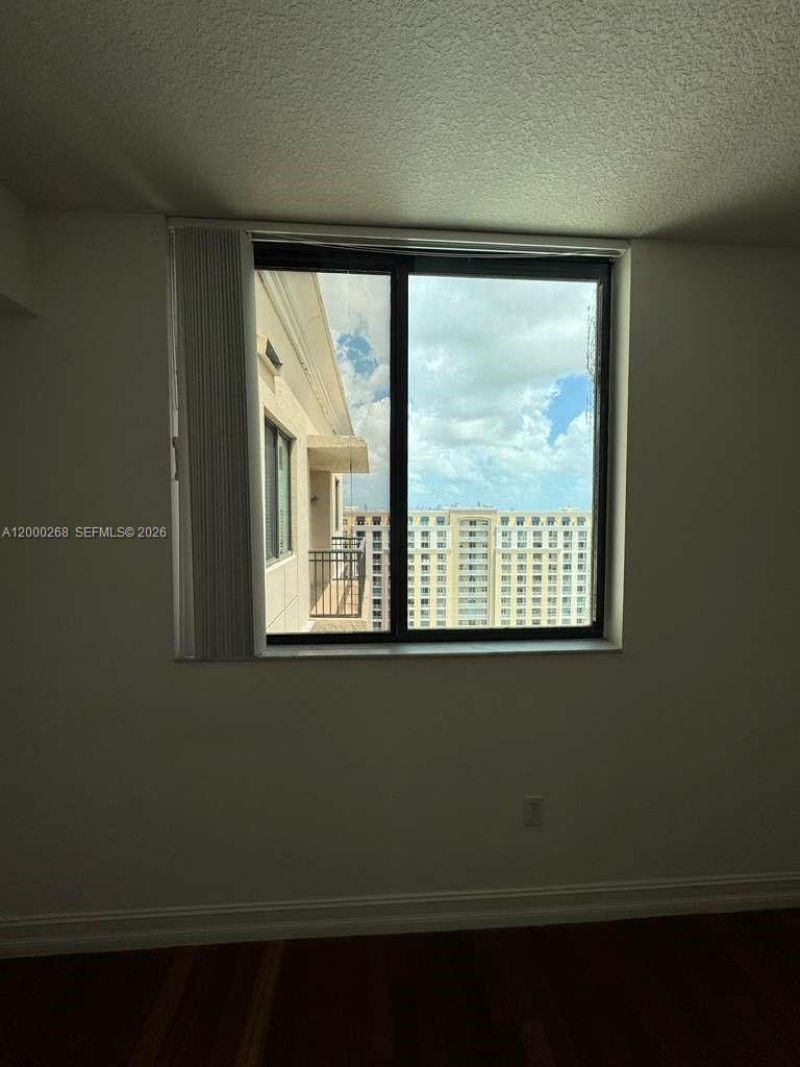 4242 NW 2nd St, Unit 1606, Miami, FL 33126 Photo