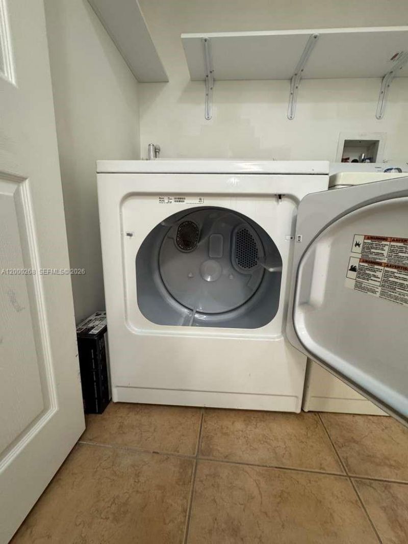 4242 NW 2nd St, Unit 1606, Miami, FL 33126 Photo