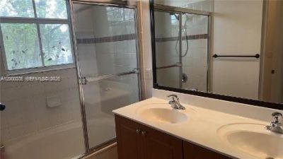 2851 W Prospect Rd, Unit 1211, Tamarac, FL 33309 Photo