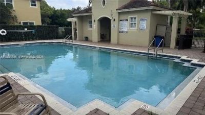 2851 W Prospect Rd, Unit 1211, Tamarac, FL 33309 Photo