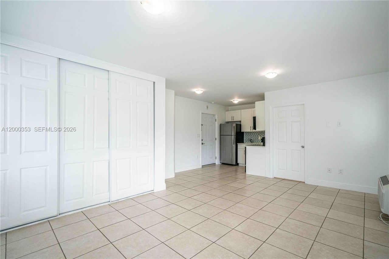 6971 Carlyle Ave, Unit 108, Miami Beach, FL 33141 Photo