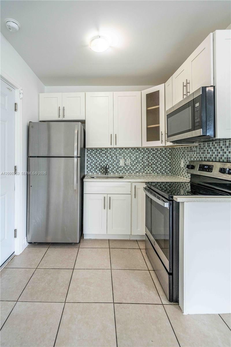 6971 Carlyle Ave, Unit 108, Miami Beach, FL 33141 Photo