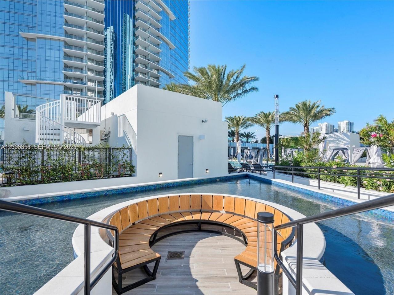 851 NE 1st Ave, Unit 4109, Miami, FL 33132 Photo