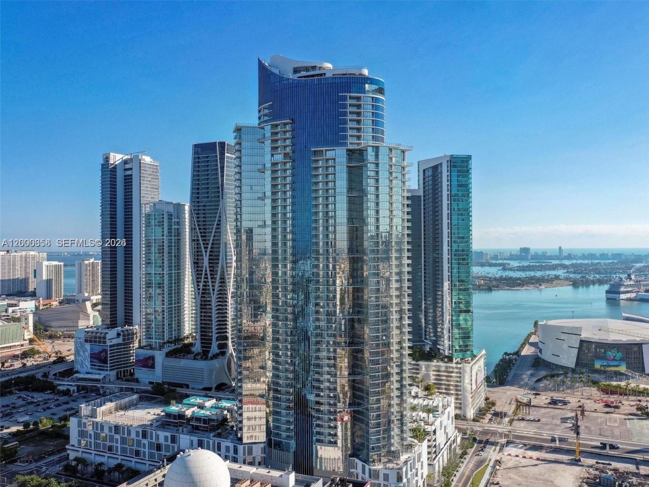 851 NE 1st Ave, Unit 4109, Miami, FL 33132 Photo