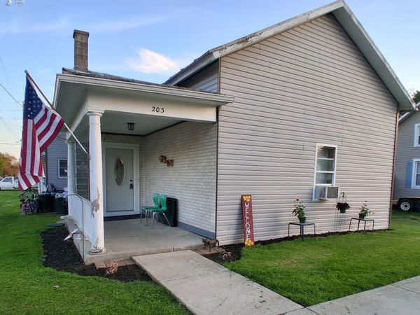 203 W Main, New Washington, OH 44854