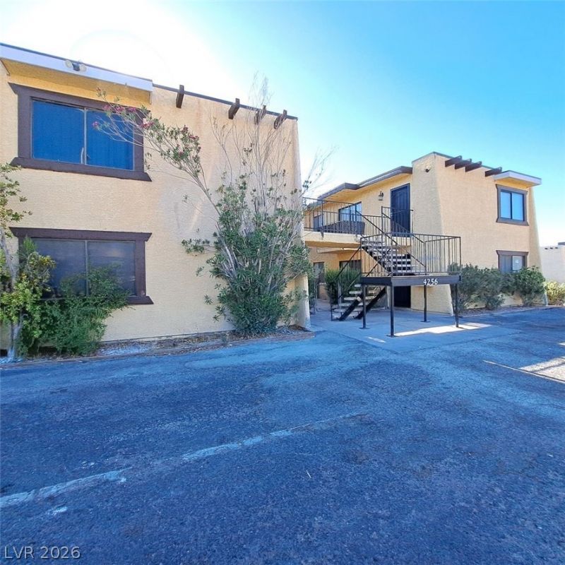 5376 Retablo Avenue, Unit 2, Las Vegas, NV 89103 Main Photo