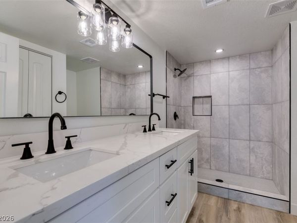 4702 Obannon Drive , Unit A, Las Vegas, NV 89102