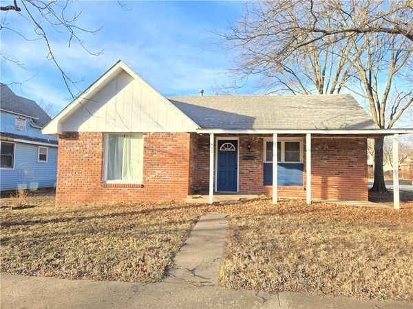 538 E 6th Street, Cherryvale, KS 67335