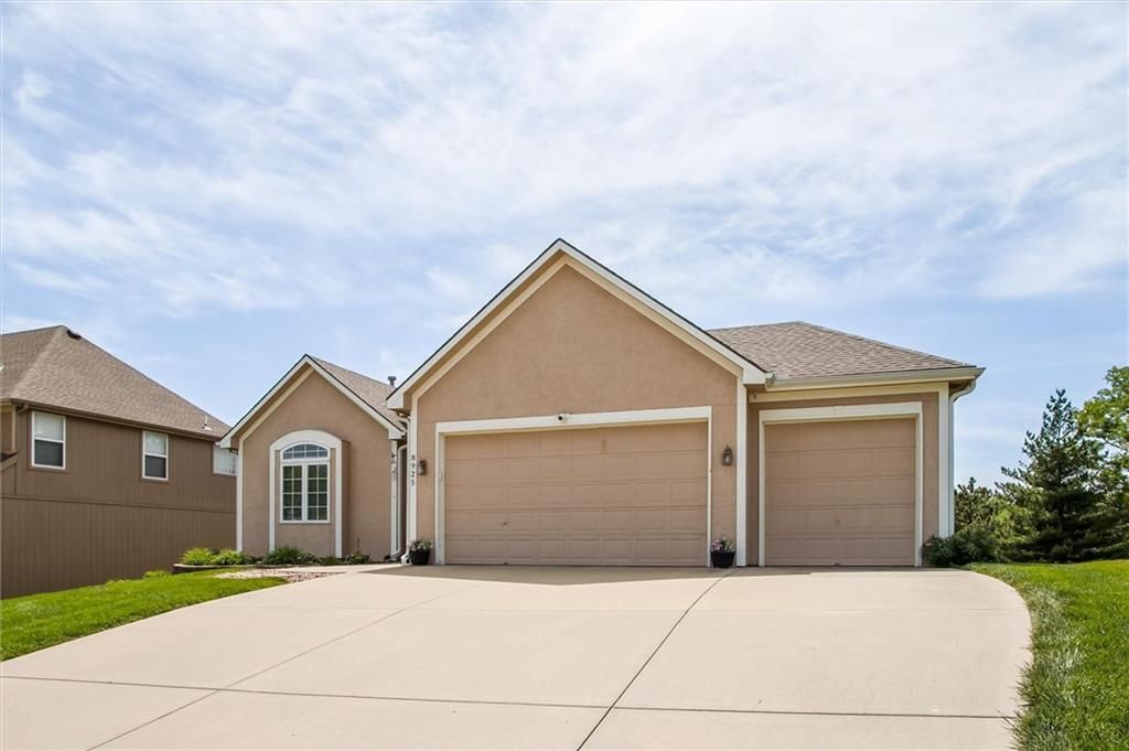 8925 NE 107th Terrace, Kansas City, MO 64157 Main Photo
