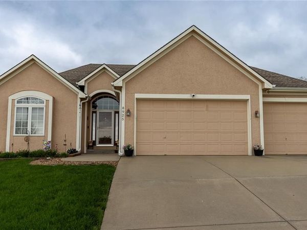 8925 NE 107th Terrace, Kansas City, MO 64157