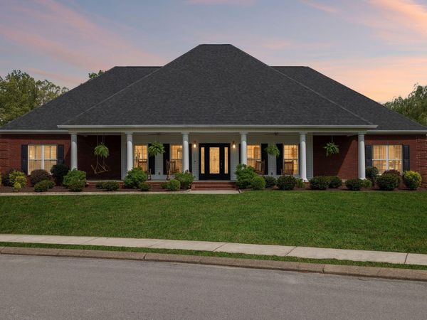 940 Brandy Way, Soddy Daisy, TN 37379