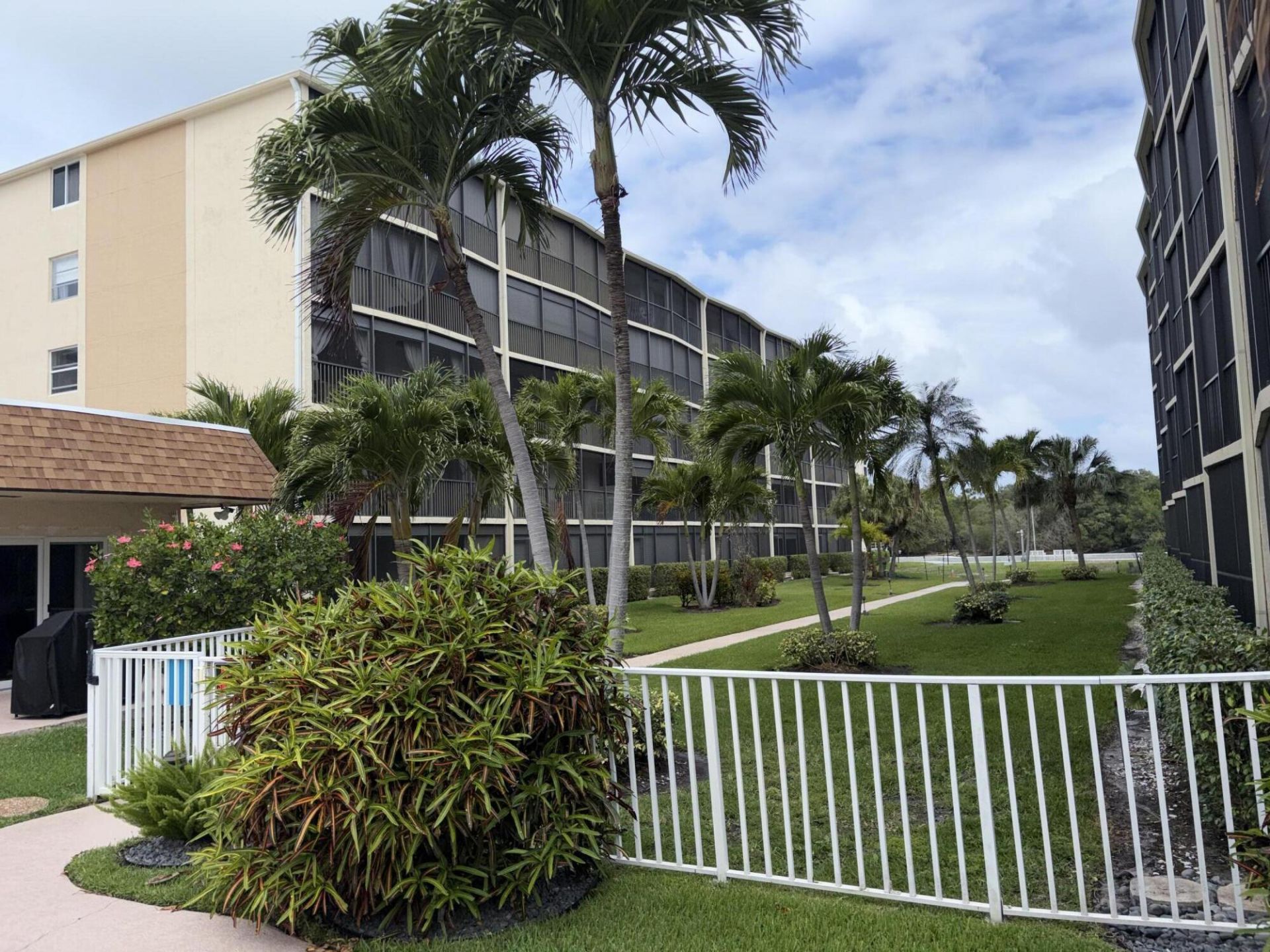 740 E Ocean Avenue, Unit 407, Boynton Beach, FL 33435 Photo