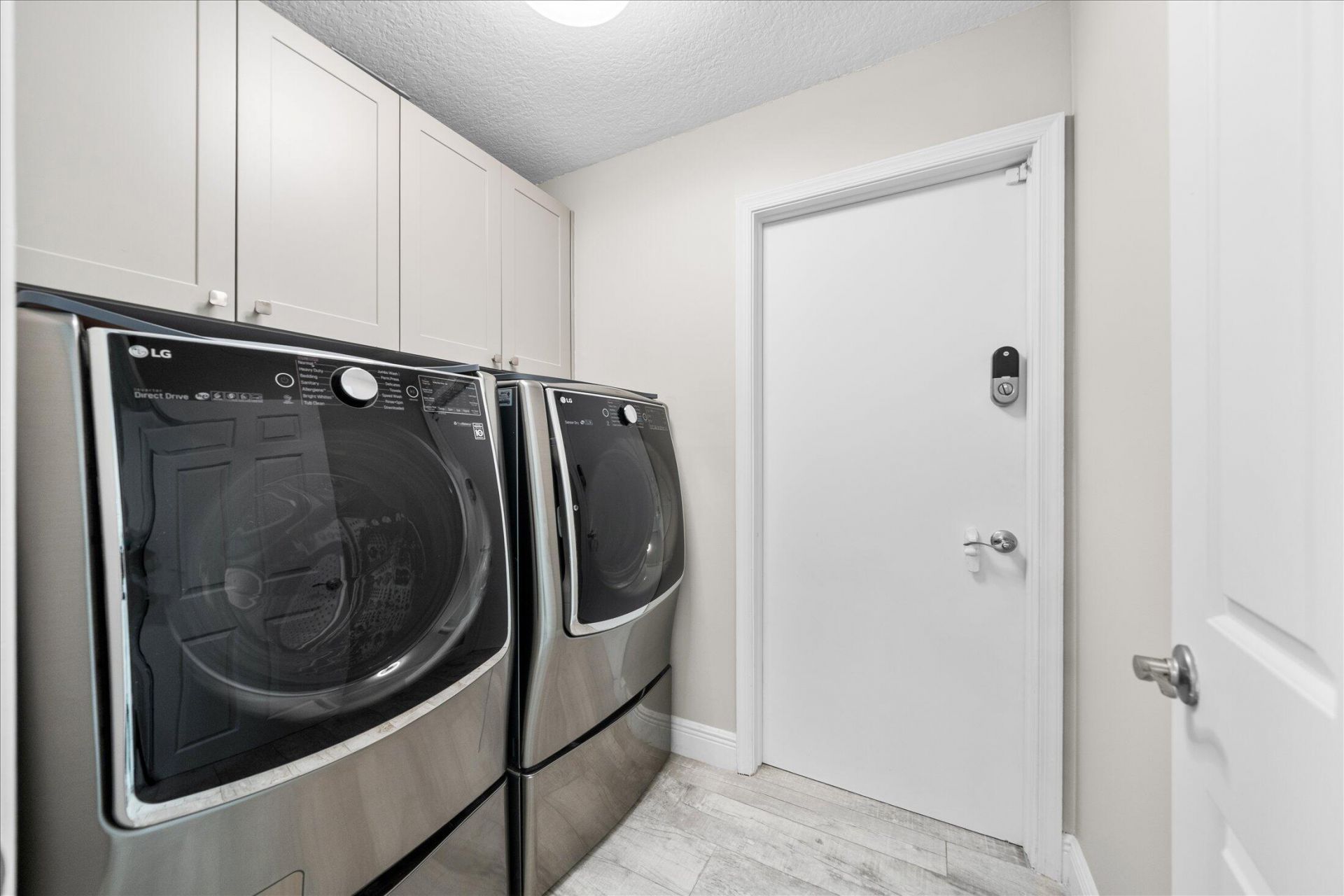 8809 NW 55th Place, Coral Springs, FL 33067 Photo