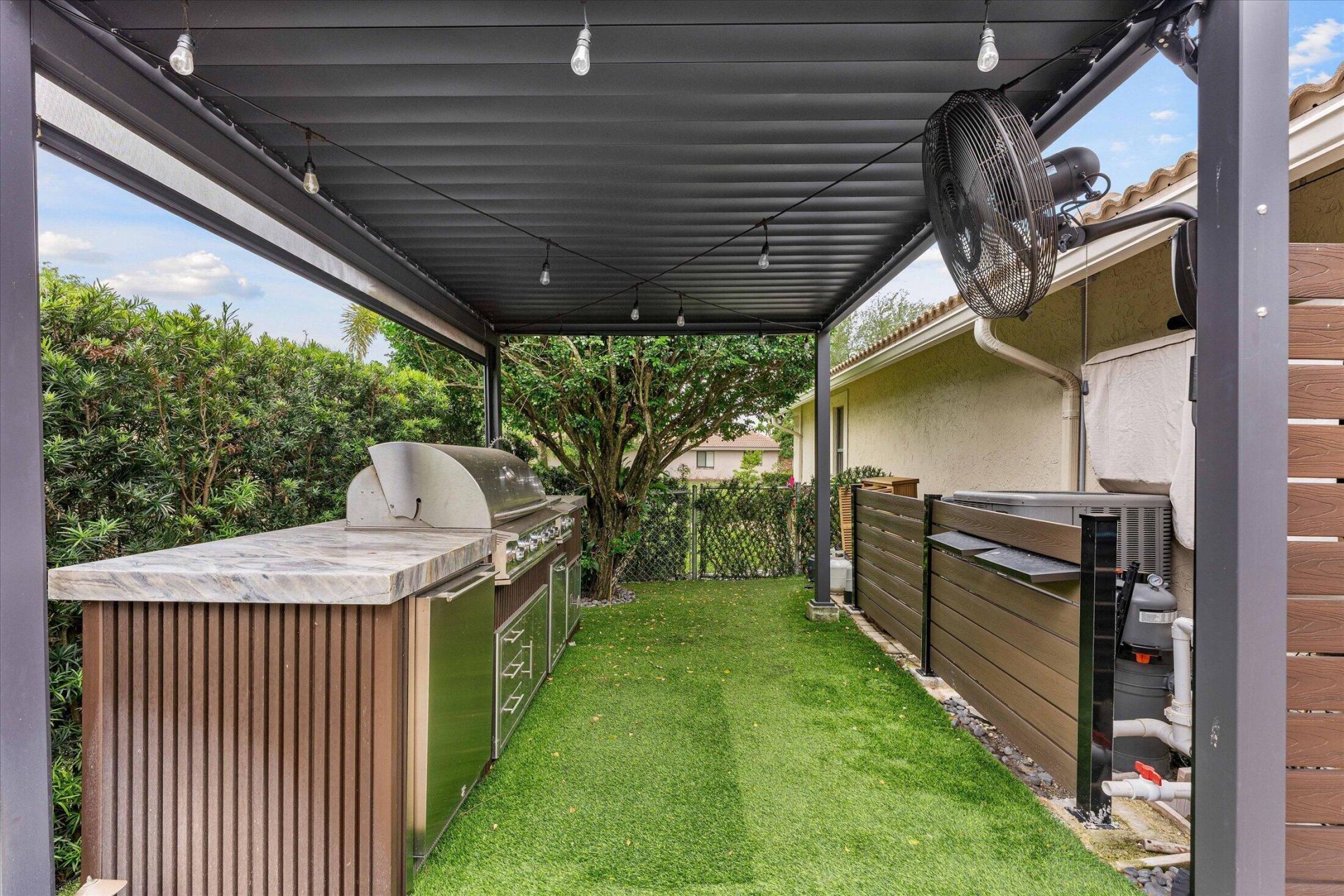 8809 NW 55th Place, Coral Springs, FL 33067 Photo