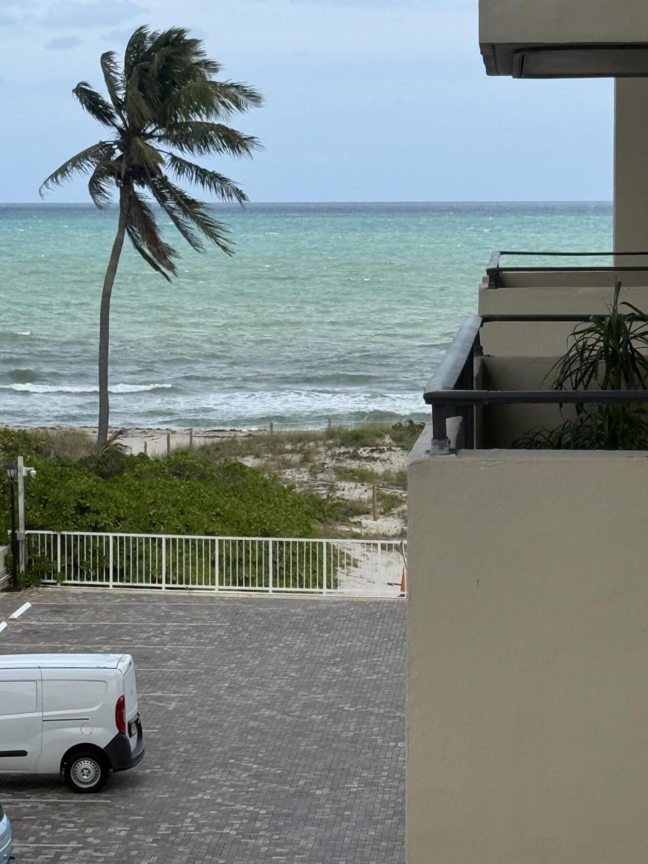 2000 S Ocean Boulevard, Unit 3b, Lauderdale by the Sea, FL 33062 Photo