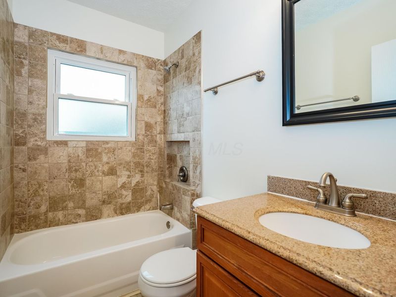 1725 Convair Drive, Galloway, OH 43119 Photo 13