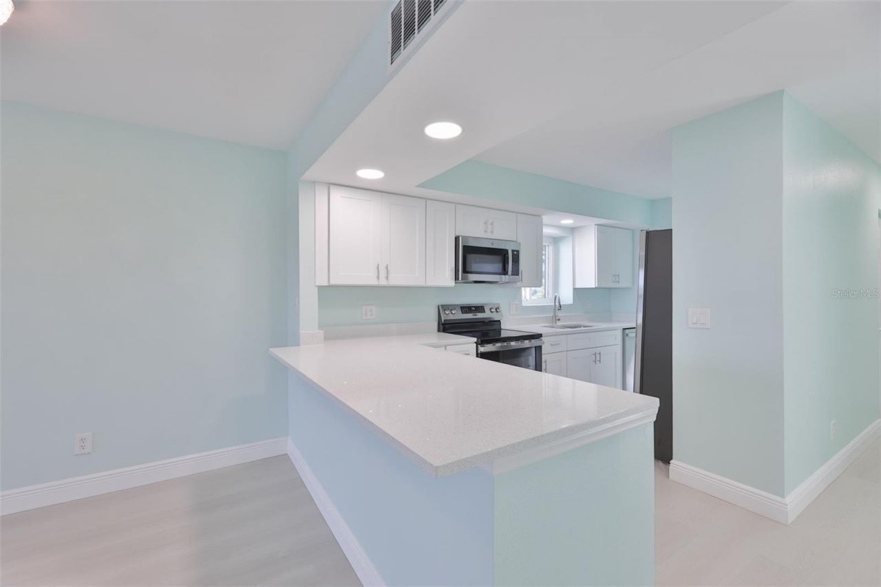 812 Bahia Del Sol Drive, Unit A, Ruskin, FL 33570 Photo