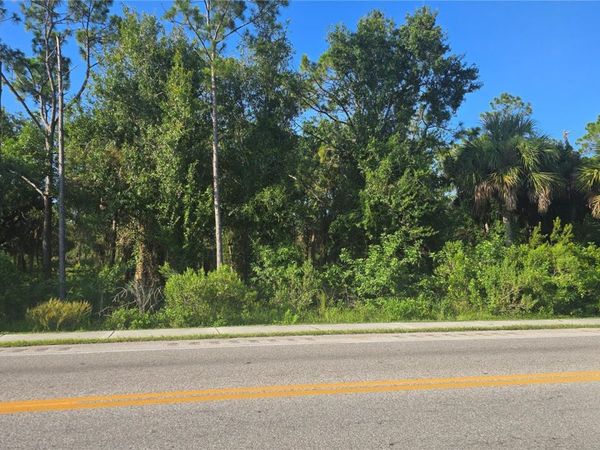 5230 KNOLLWOOD DRIVE , PUNTA GORDA, FL 33982