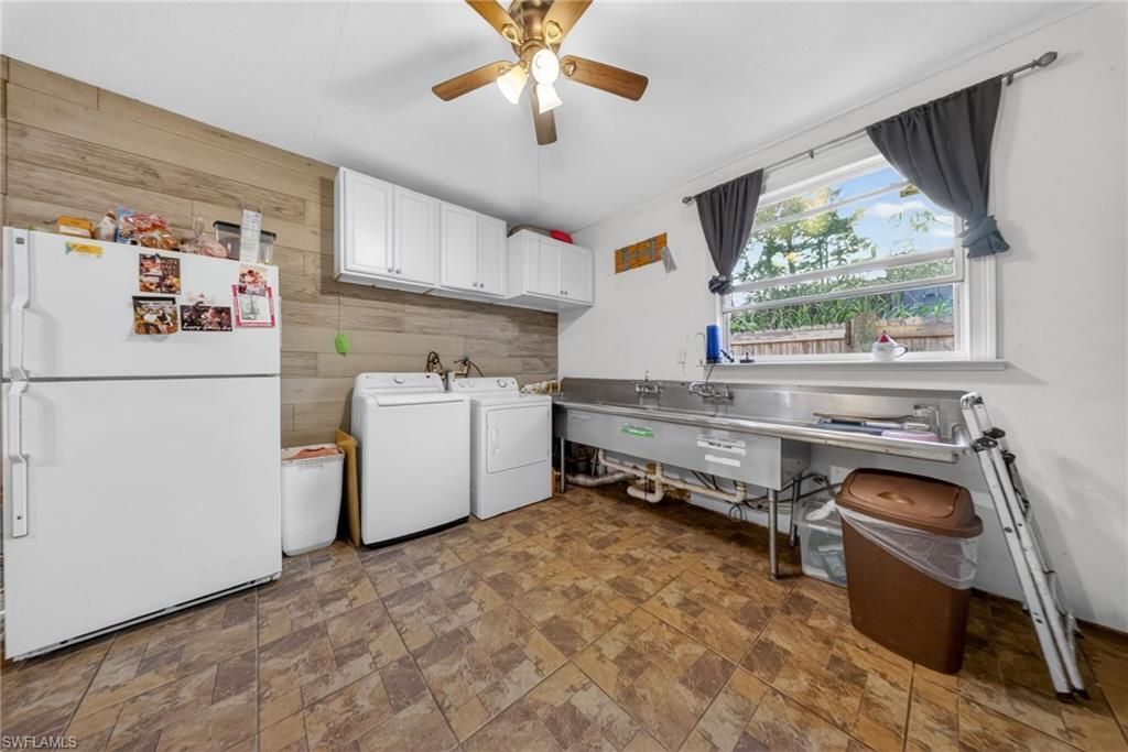 3871 White Blvd, Naples, FL 34117 Photo