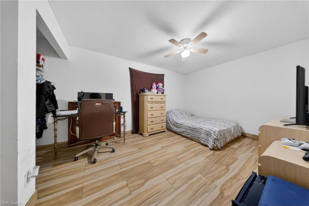 3871 White Blvd, Naples, FL 34117 Photo