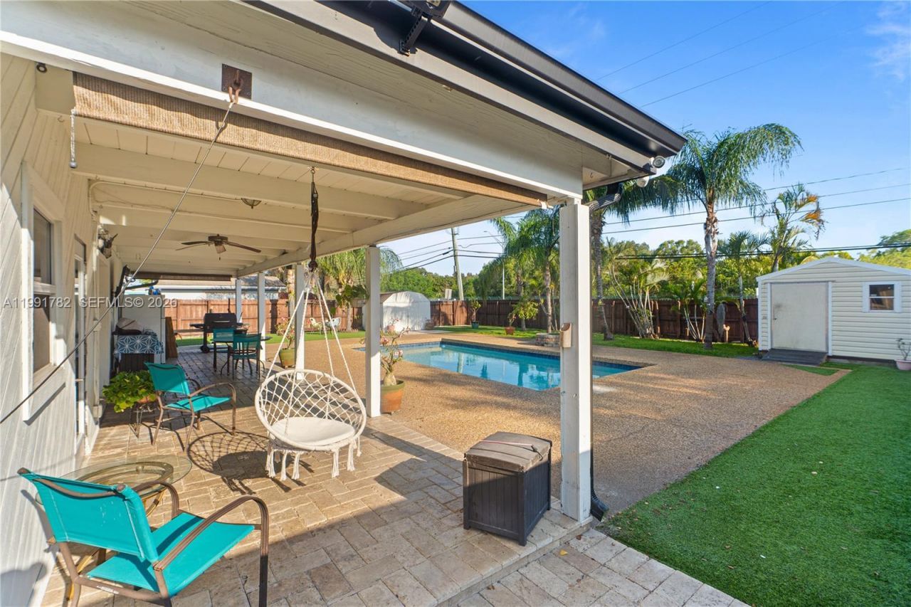 630 NE 23rd Ct, Pompano Beach, FL 33064 Photo