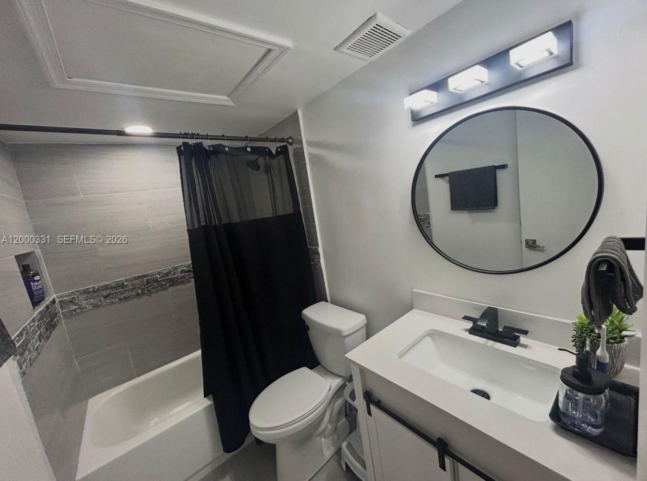 9400 W Flagler St, Unit 309, Miami, FL 33174 Photo