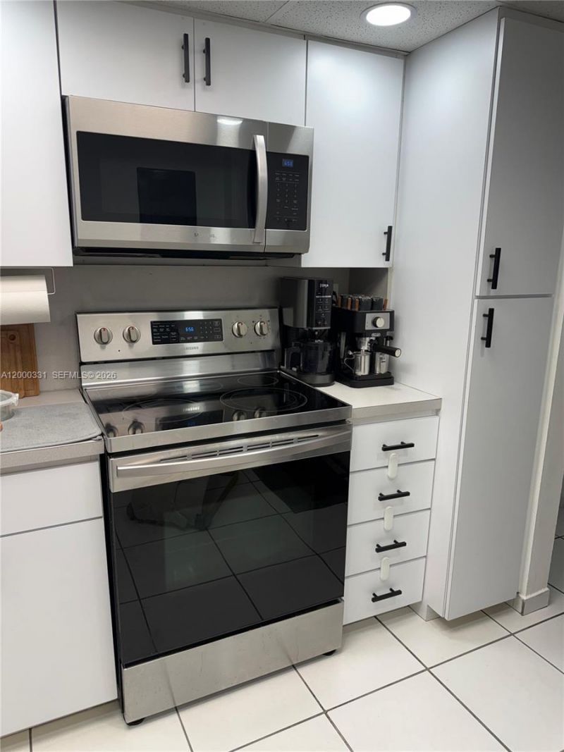 9400 W Flagler St, Unit 309, Miami, FL 33174 Photo