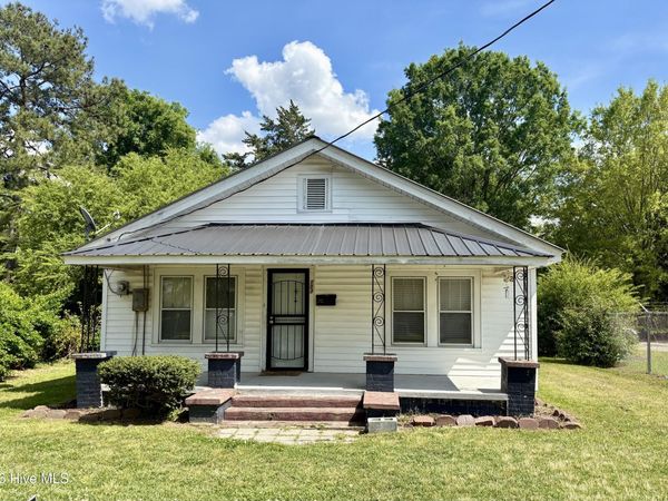 103 S Wooten Street, La Grange, NC 28551