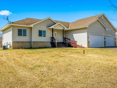 23560 London Street NE, Bethel, MN 55005