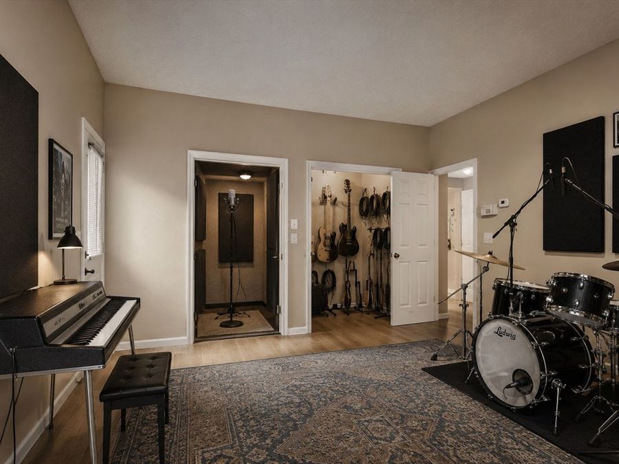 Property Image 37