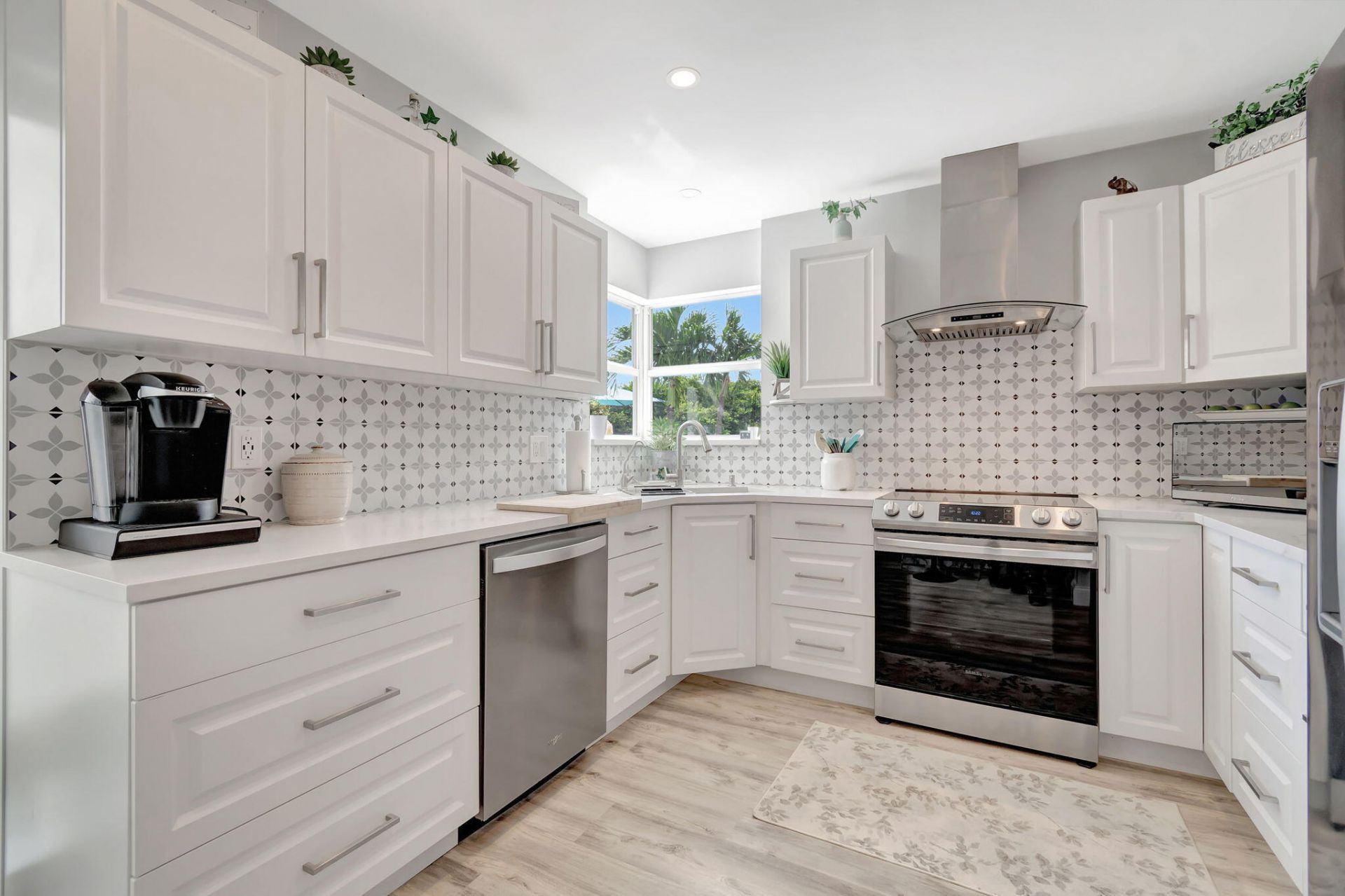 302 Venice Drive, Boynton Beach, FL 33426 Photo