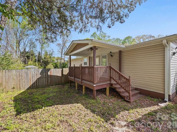 5024 Victoria Avenue , Charlotte, NC 28269