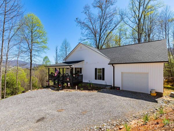 153 Fairlane Loop, Whittier, NC 28789