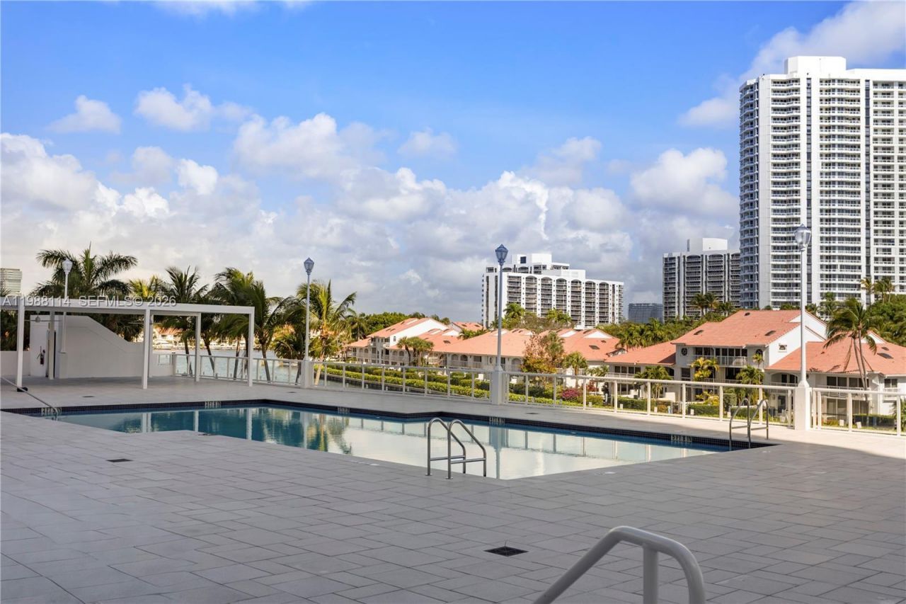 3802 NE 207th St, Unit 1001, Aventura, FL 33180 Photo