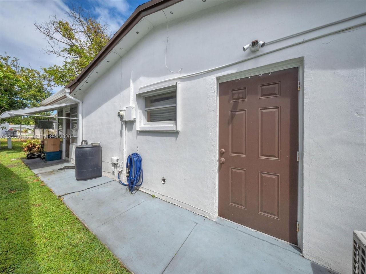 4715 NW 43rd St, Lauderdale Lakes, FL 33319 Photo