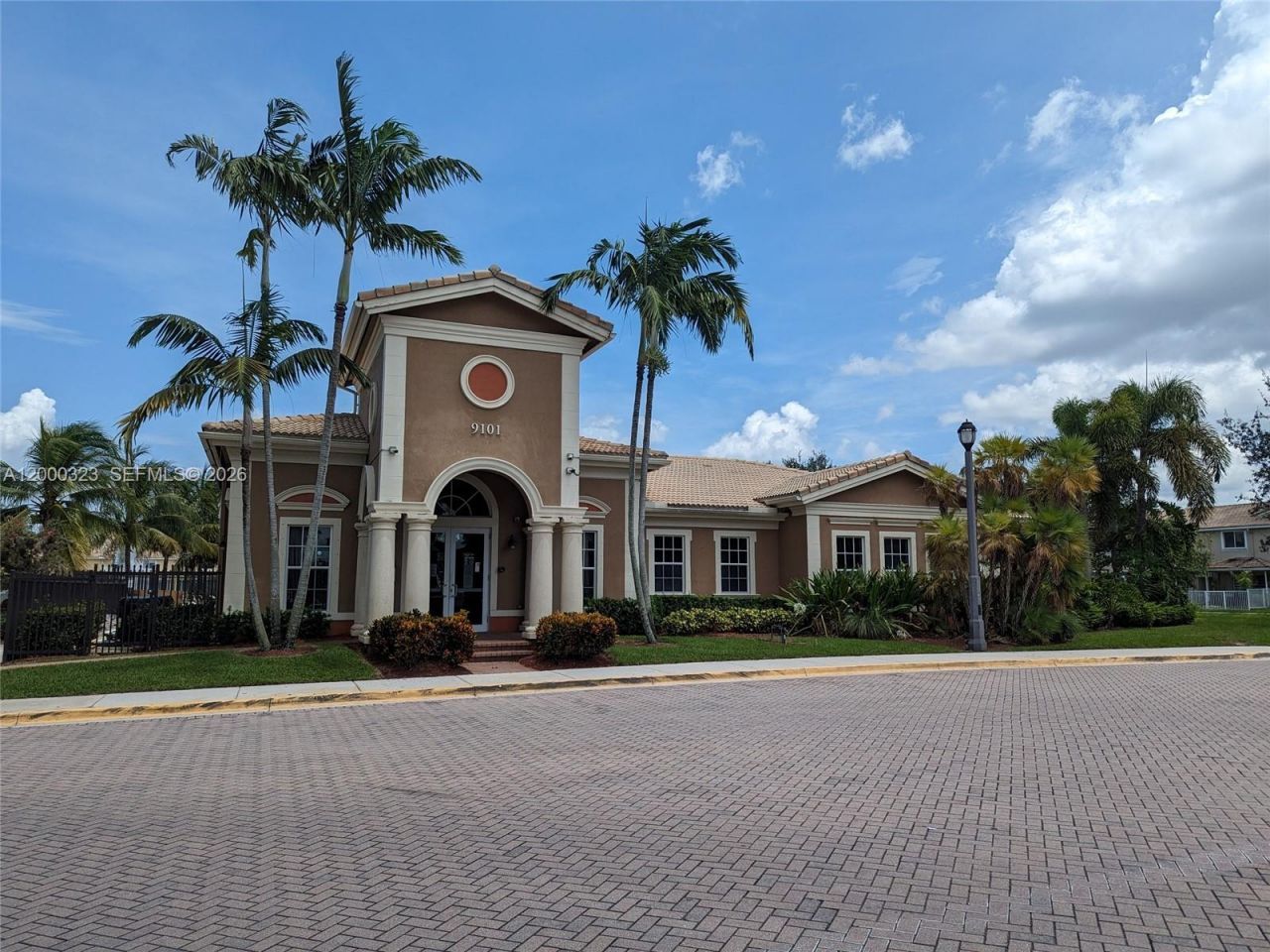 5910 Royal Way, Unit ----, Tamarac, FL 33321 Photo