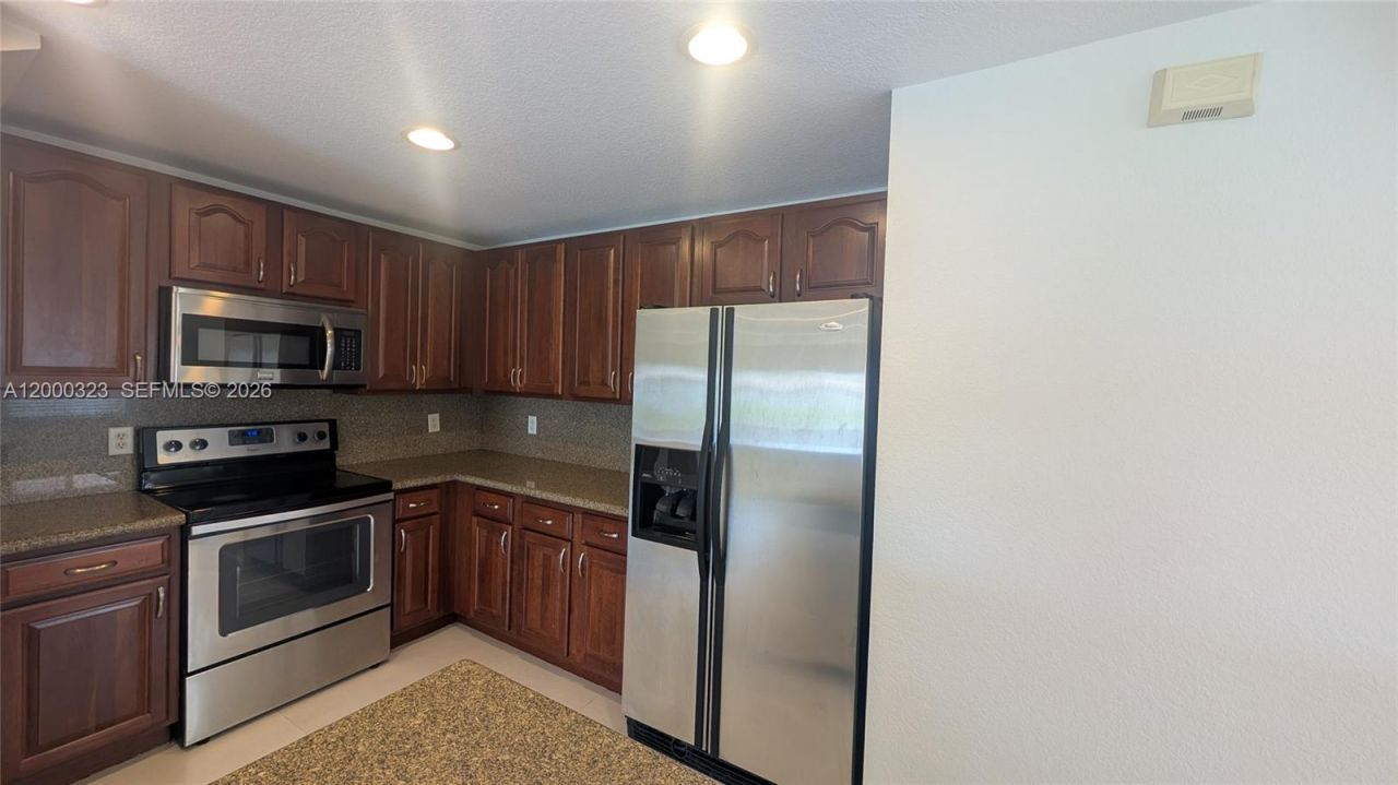 5910 Royal Way, Unit ----, Tamarac, FL 33321 Photo