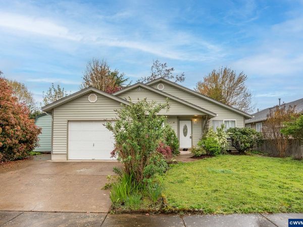 2736 S 12th St, Lebanon, OR 97355