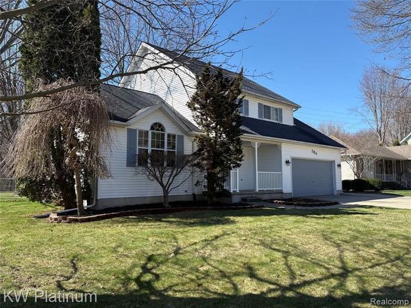 285 Hemlock Lane, Marysville, MI 48040