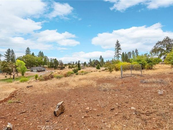 5617 Campus Drive, Paradise, CA 95969