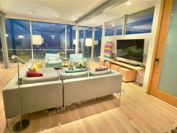 31676 Seacove Drive, Laguna Beach, CA 92651
