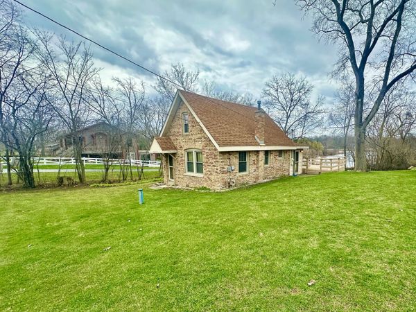 26372 W Prospect Avenue, Antioch, IL 60002