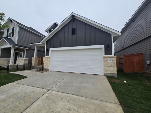 224 Langhorne BND, Liberty Hill, TX 78642