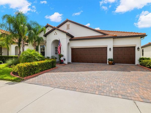 16938 SCUBA CREST STREET , WIMAUMA, FL 33598