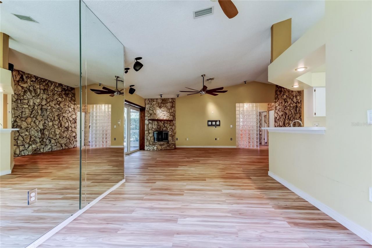 1795 Bayhill Drive, Oldsmar, FL 34677 Photo